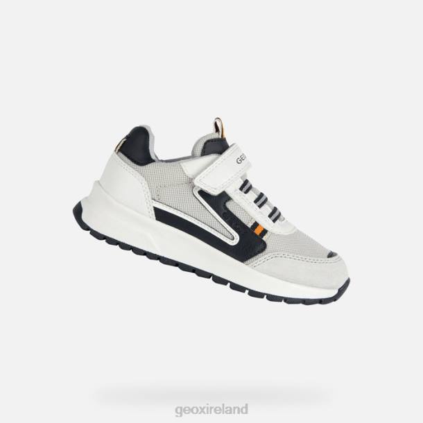 Geox 0ZTB1978 White/Black Briezee Boy