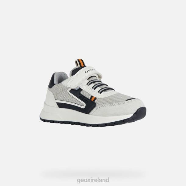 Geox 0ZTB1978 White/Black Briezee Boy