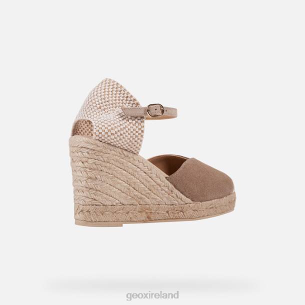 Geox 0ZTB114 Beige Gelsa Woman