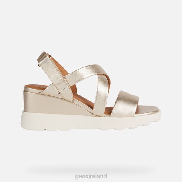 Geox 0ZTB87 Light Gold Spherica Ec6 Woman